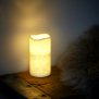 LED Echtwachs Kerze mit natürlicher Flackerfunktion und integriertem 6 Stunden Timer Stumpe Icy