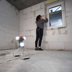LED Baustrahler Arbeitsstrahler 1000 Lumen mit 4000mAh Akku integrierte rote Warnleuchte inkl. 12V