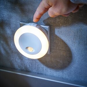 2x LED Nachtlicht für die Steckdose Bewegungsmelder 2x seitlicher USB Ladeanschluss - 2 Stück