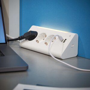 3-Fach Ecksteckdosenleiste mit Nachtlicht mit Dämmerungssensor USB und USB-C Ausgänge 140cm - Weiß