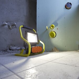 LED Baustrahler Arbeitsstrahler 30W 4000K Tageslichtweiß mit Bluetooth Lautsprecher IP44