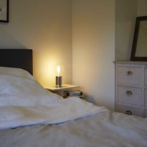LED Eddison Lampe Akku Design Tischlampe mit Glühdraht 2000mAh dimmbar Chrom klare Birne