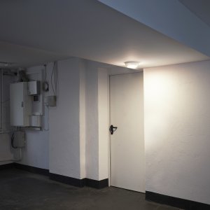 B-Ware Northpoint LED Batterie Sensorleuchte, Deckenleuchte, warmweiße LEDs, Unterbauleuchte, ca. 19cm, Bewegungsmelder, Dämmerungssensor, Timerfunktion