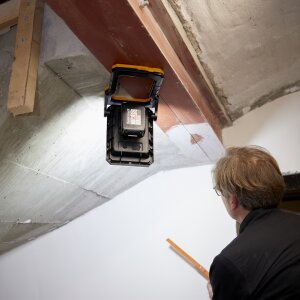 Multi Akku LED Baustrahler Arbeitsstrahler 3000 Lumen 6500 Kelvin IP20 dimmbar max. 30W kompatibel