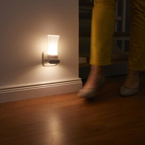 LED Steckdosen Nachtlicht 2er-Set Taschenlampe Weiß Wandleuchte Bewegungsmelder - Zylinder 2er-Set