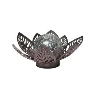 B-Ware Dekorative Solar Lotus Wasserlilie aus Metall mit Glaskugel warmweißes Licht - Bruchglasoptik (D x H) 28 x 12 cm Groß Braun mit Stanzmuster