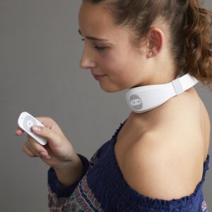 EMS Massagegerät für den Nacken mit Wärmefunktion 6 Massagemodi 15 Intensitätsstufen und